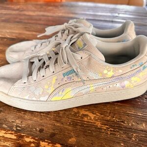 Puma Beige Multicolor Sneakers